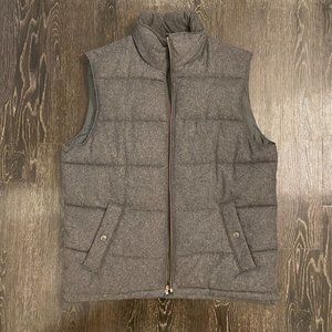 Banana Republic Puffer 3-Pocket Vest